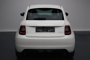 Fahrzeugbild FIAT 500 La Prima