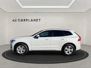 VOLVO XC60 2.0 B5 MH Momentum AWD