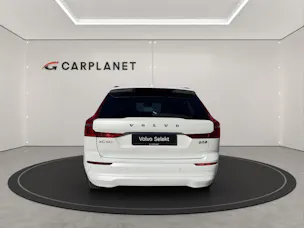 VOLVO XC60 2.0 B5 MH Momentum AWD