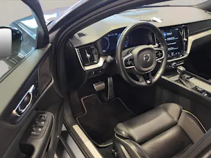 VOLVO S60 2.0 T6 R-Design AWD