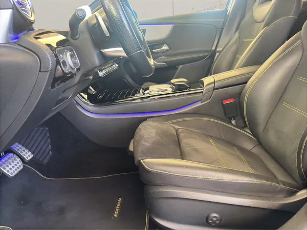 MERCEDES-BENZ A-Klasse W177 A 250 AMG Line 4x4 *225PS*