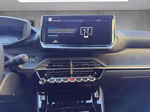PEUGEOT 208 1.2 Hybrid 145 GT Exclusive