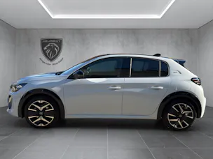 PEUGEOT 208 1.2 Hybrid 145 GT Exclusive