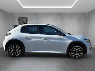 PEUGEOT 208 1.2 Hybrid 145 GT Exclusive