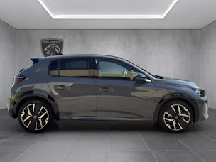 PEUGEOT 208 1.2 Hybrid 145 GT Exclusive