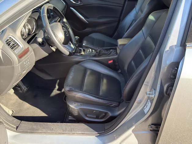 MAZDA 6 Sport Wagon 2.2 D HP Revolution