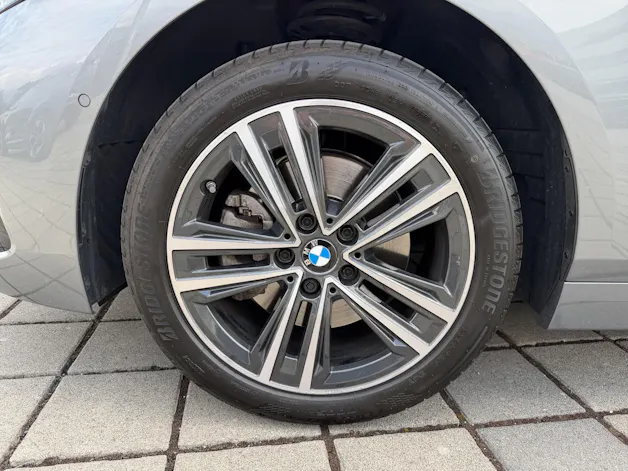 BMW 118i Sport Line (CH) ⛽