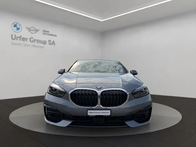 BMW 118i Sport Line (CH) ⛽