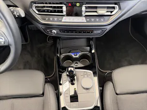 BMW 118i Sport Line (CH) ⛽