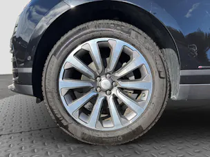 Land Rover Range Rover Velar 2.0 D 240 R-Dynamic SE
