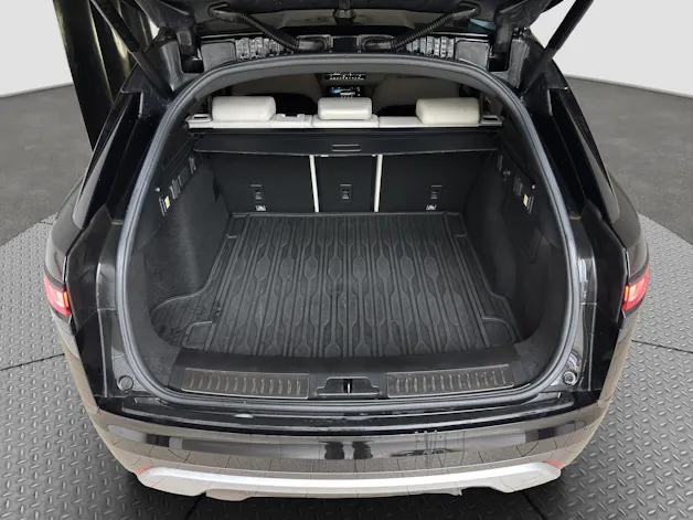 Land Rover Range Rover Velar 2.0 D 240 R-Dynamic SE