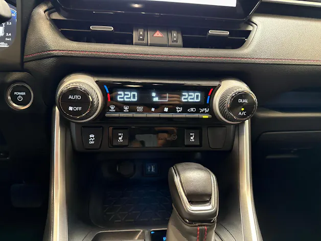 Suzuki Across 2.5 PHEV Compact Top 4x4