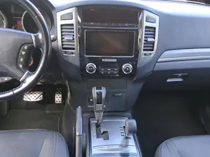 Mitsubishi Pajero 3.2 DID Diamond Anniversary
