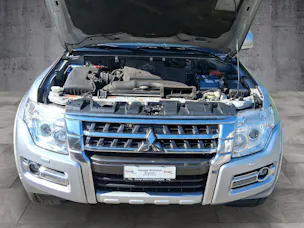 Mitsubishi Pajero 3.2 DID Diamond Anniversary