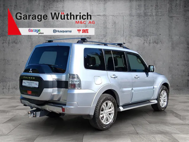 Mitsubishi Pajero 3.2 DID Diamond Anniversary