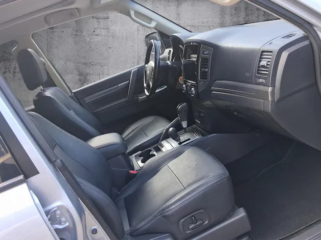 Mitsubishi Pajero 3.2 DID Diamond Anniversary