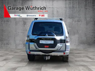 Mitsubishi Pajero 3.2 DID Diamond Anniversary