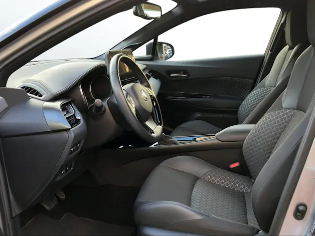 Toyota C-HR 1.8 VVTi HSD Trend