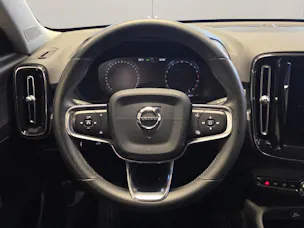 VOLVO XC40 1.5 T3 Momentum