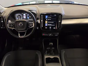VOLVO XC40 1.5 T3 Momentum
