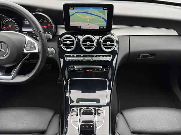 MERCEDES-BENZ C-Klasse S205 Kombi C 220 d 4matic