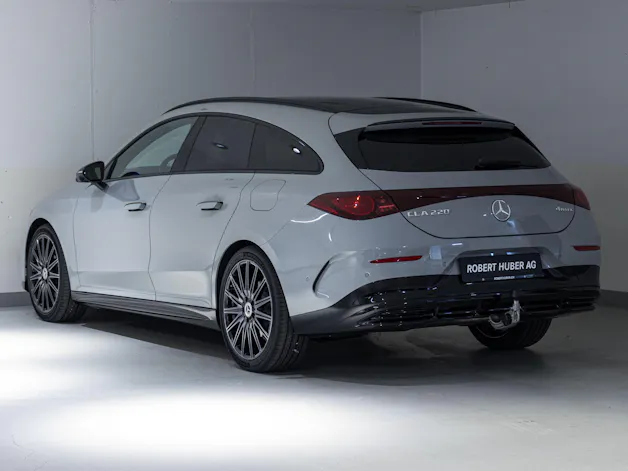 MERCEDES-BENZ CLA 220 4MATIC SB