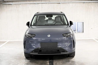 https://vehicle.imgix.net/4498195/c608e925-82ea-451a-b278-e8926e298972.jpg
