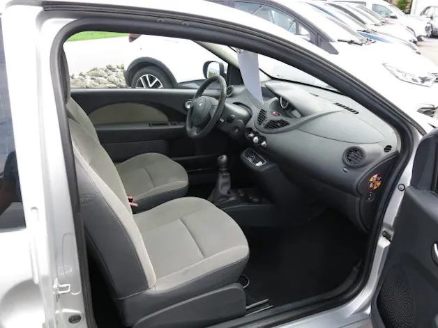 RENAULT Twingo 1.2 16V Expression