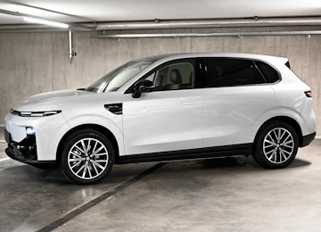 Fahrzeugbild LEAPMOTOR B10 EV Fahrzeugbild LEAPMOTOR B10 EV