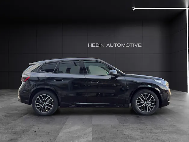 BMW X1 20d xDrive paddles