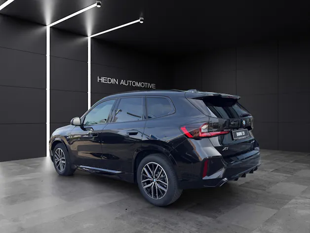 BMW X1 20d xDrive paddles