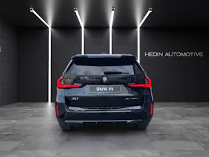 BMW X1 20d xDrive paddles