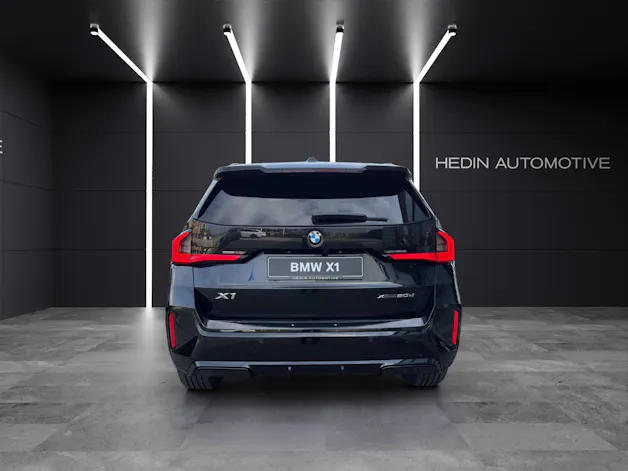 BMW X1 20d xDrive paddles