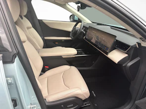 Fahrzeugbild MAZDA CX-6e Takumi