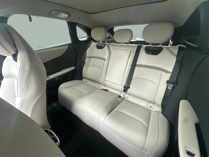 Fahrzeugbild MAZDA CX-6E
