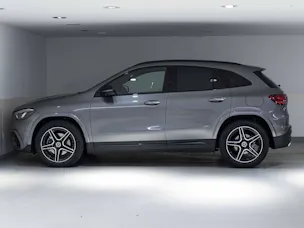 MERCEDES-BENZ GLA 200 Night Star
