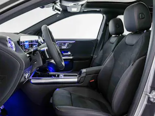 MERCEDES-BENZ GLA 200 Night Star