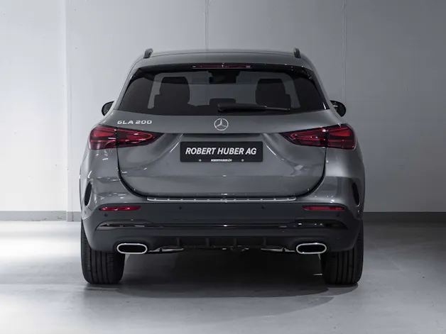 MERCEDES-BENZ GLA 200 Night Star