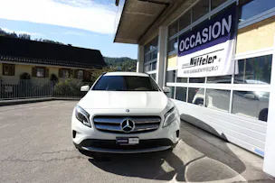 MERCEDES-BENZ GLA 250 Style 4m