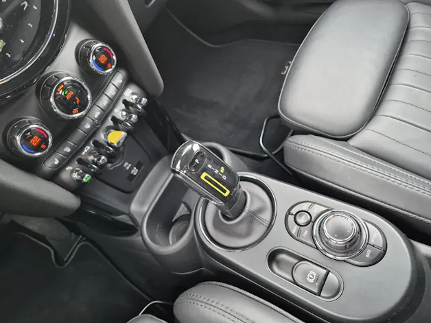 MINI F56 Cooper SE