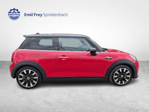 Fahrzeugbild MINI F56 Cooper SE