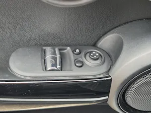 MINI F56 Cooper SE