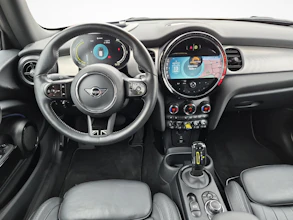 https://vehicle.imgix.net/4498264/da7d7e8e-ce0a-472b-9872-23d5c60649f8.jpg