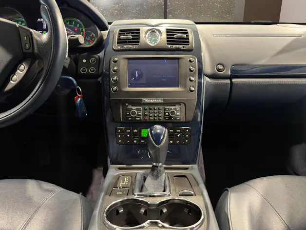 MASERATI Quattroporte 4.2 V8