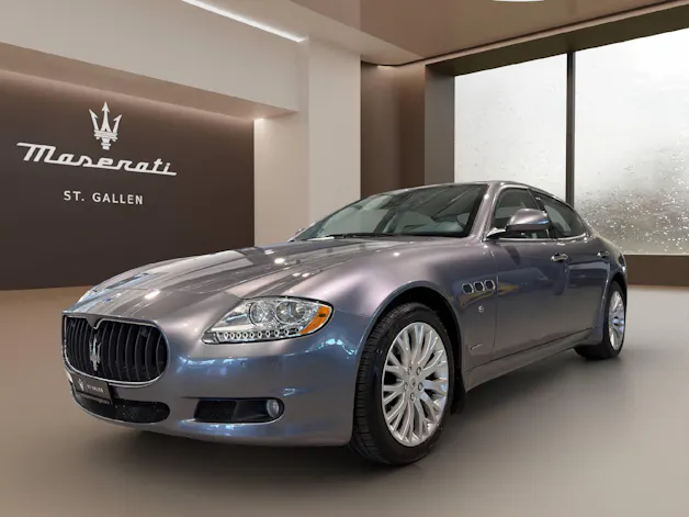 MASERATI Quattroporte 4.2 V8