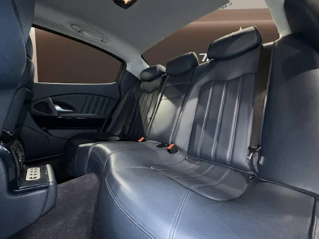 MASERATI Quattroporte 4.2 V8