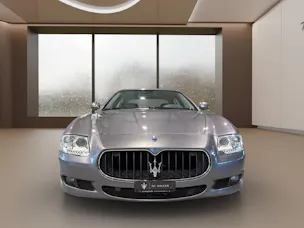 MASERATI Quattroporte 4.2 V8