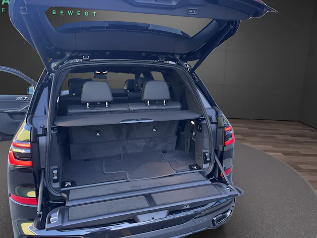BMW X7 G07 40d xDrive SAG