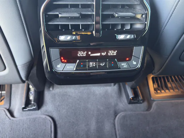 BMW iX I20 M60