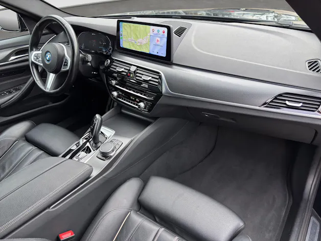 BMW 530e xDrive Touring M Sport Steptronic